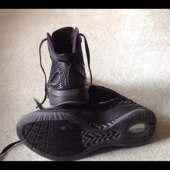 Nike Zoom Flywire Basketball Shoes 